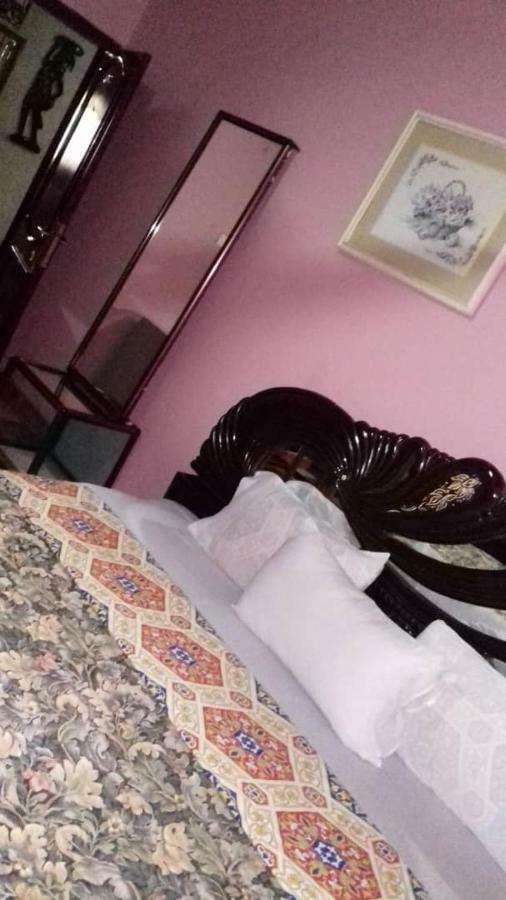 Gya-Son Royal Guest House Kumasi Esterno foto