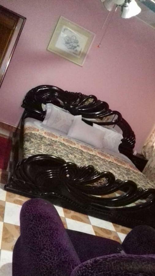 Gya-Son Royal Guest House Kumasi Esterno foto