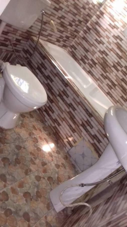 Gya-Son Royal Guest House Kumasi Esterno foto