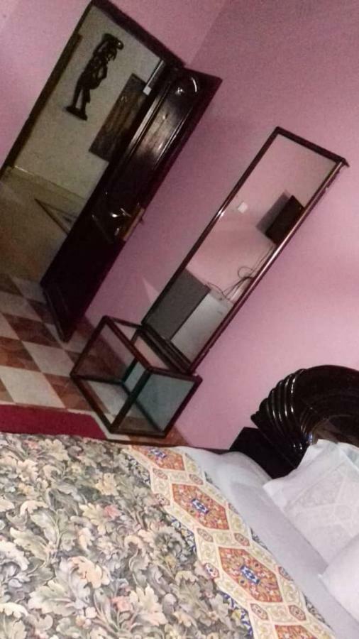 Gya-Son Royal Guest House Kumasi Esterno foto